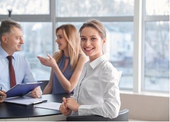 Chargé des Ressources Humaines